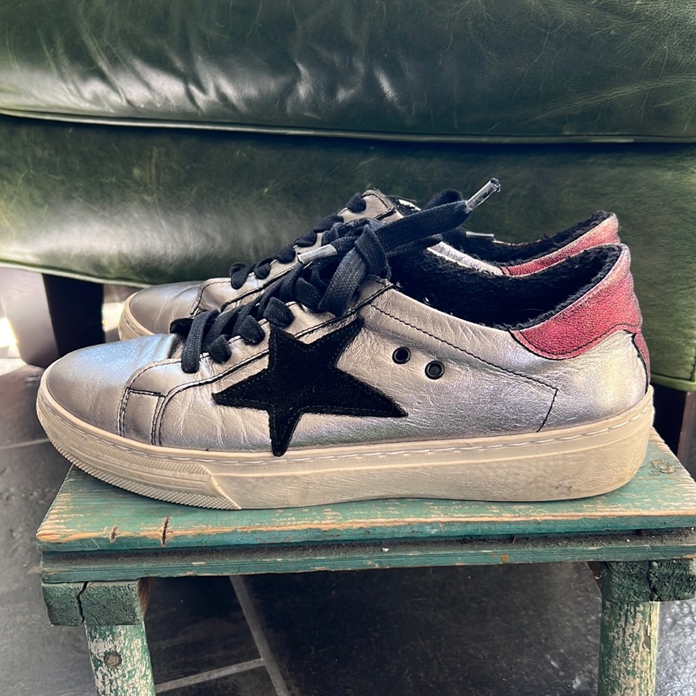 LIKE NEW Piranha Silver + Maroon Leather with Black Suede Star Sneakers